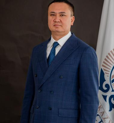 УТЕУБАЕВ НУРЛЫБЕК НАЗЫМБЕКОВИЧ