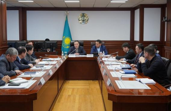 В Акимате Кызылординской области прошло совещание по вопросам реализации пилотного национального проекта «Комфортная школа»