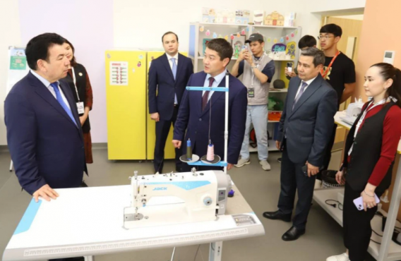 Ғани Бейсембаев Маңғыстаудың білім беру ұйымдарының жұмысымен танысты