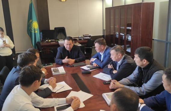 Алматы облысындағы проблемалық сұрақтар құрылыс басқармасының мамандарымен өткен жиналыста талқыланды
